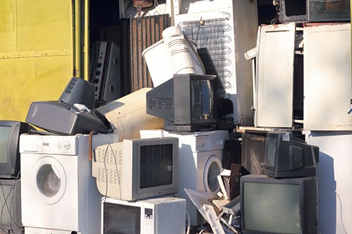 Choosing the right waste removal service